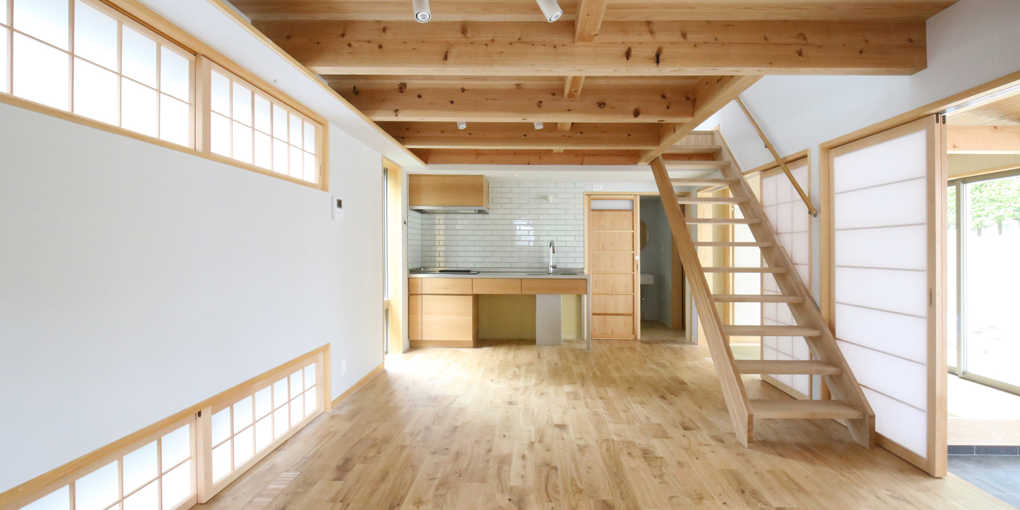 岡山の気候に合ったセミオーダー設計の小さなエコハウス