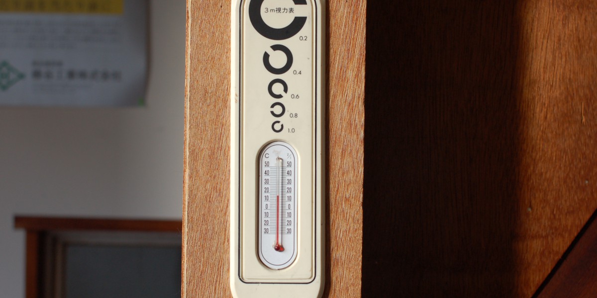 温度計と視力計