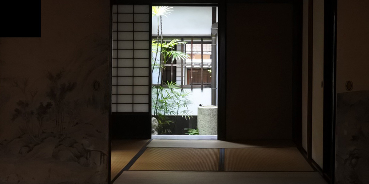 古い町家は涼しいです